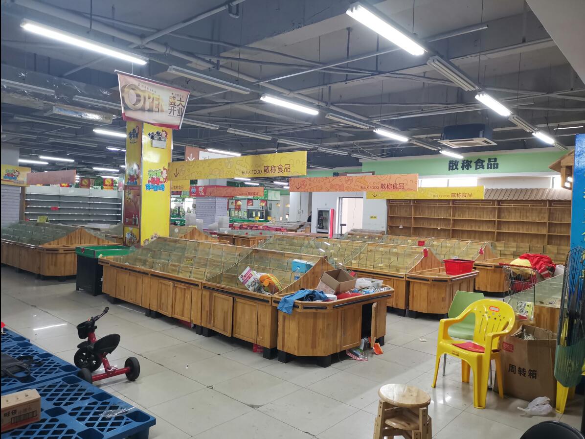 ��(du��)**���µ�**�����b��b�޼���Ʒ�M(j��n)���Ј�(ch��ng)�r(ji��)���u(p��ng)��