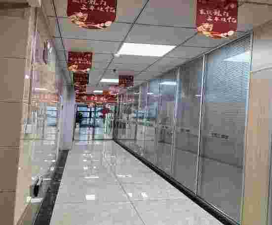 ���������е�λ�ںϷ��Џ]ꖅ^����·1189̖�����V���Ϸʲ��컯�����������ĿB-1704��B-1705��B-1706��B-1707���k�����خa�M���Ј��rֵ�u��